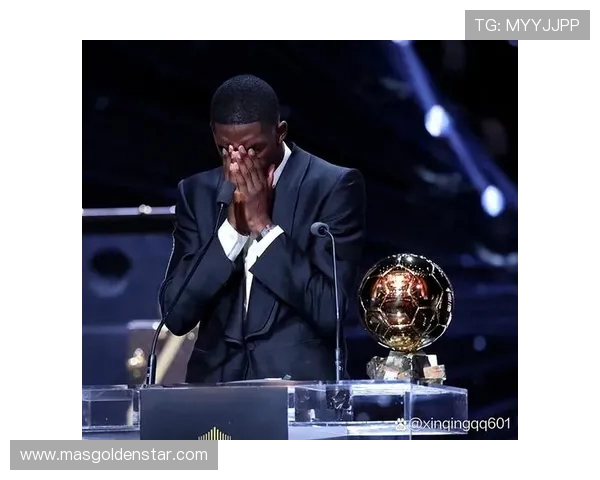 法媒报道登贝莱伤愈复出本轮欧冠将进入巴黎对阵勒沃库森大名单